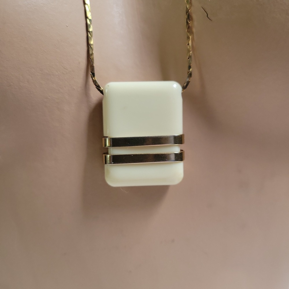 Vintage Cream Lucite Rectangle Pendant Gold Tone Chain Necklace 30" Mod 70s